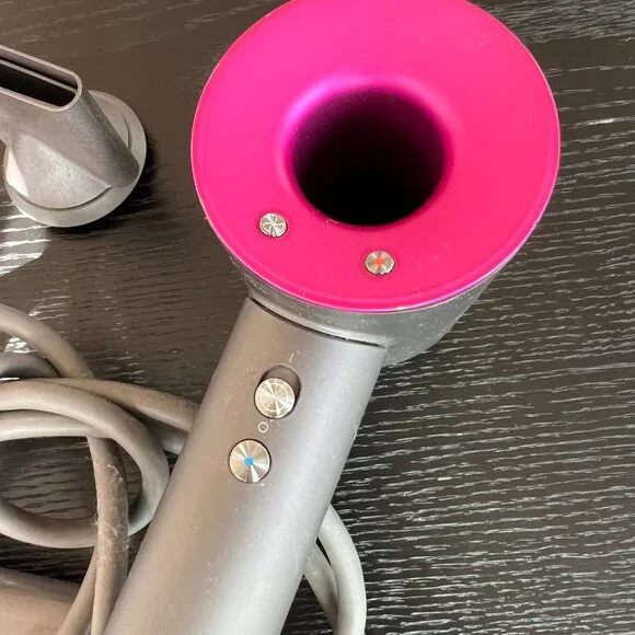 Dyson Supersonic Blow Dryer